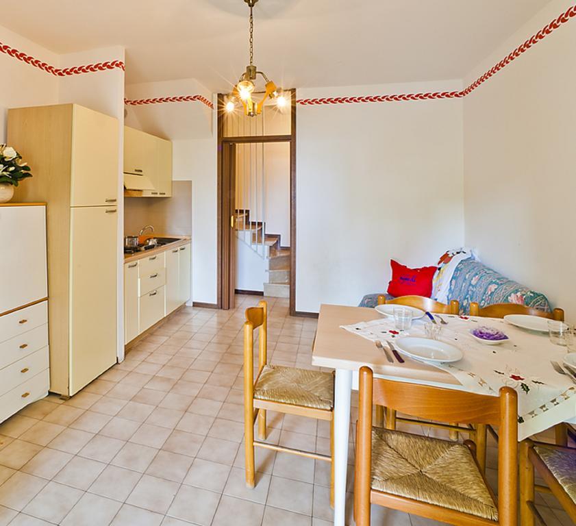 Residence Cinzia Pool Bibione Exterior foto