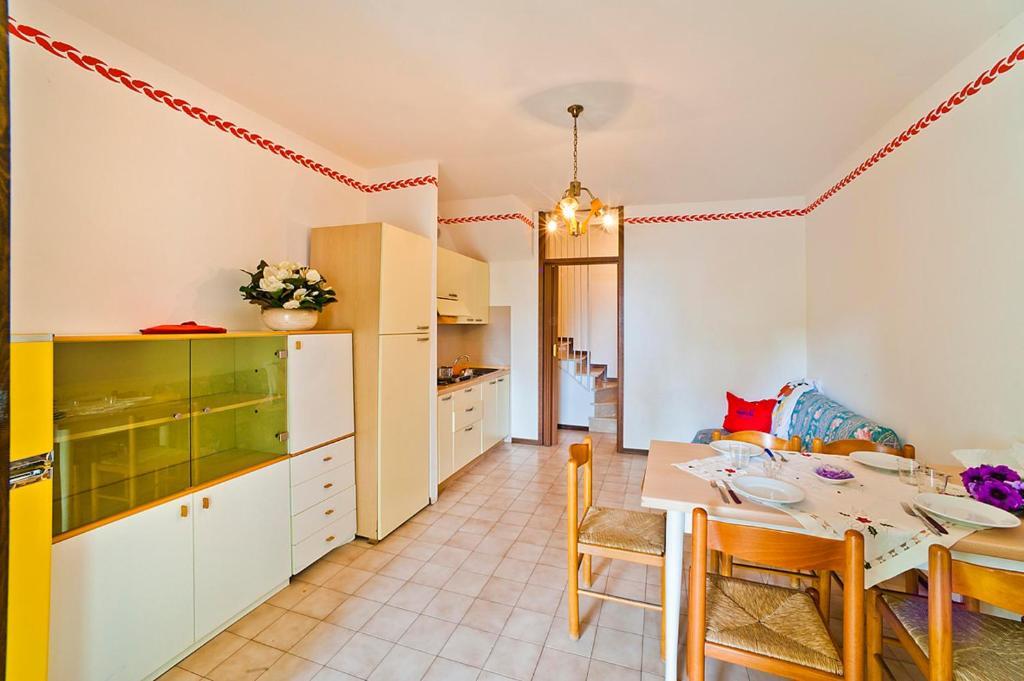 Residence Cinzia Pool Bibione Zimmer foto
